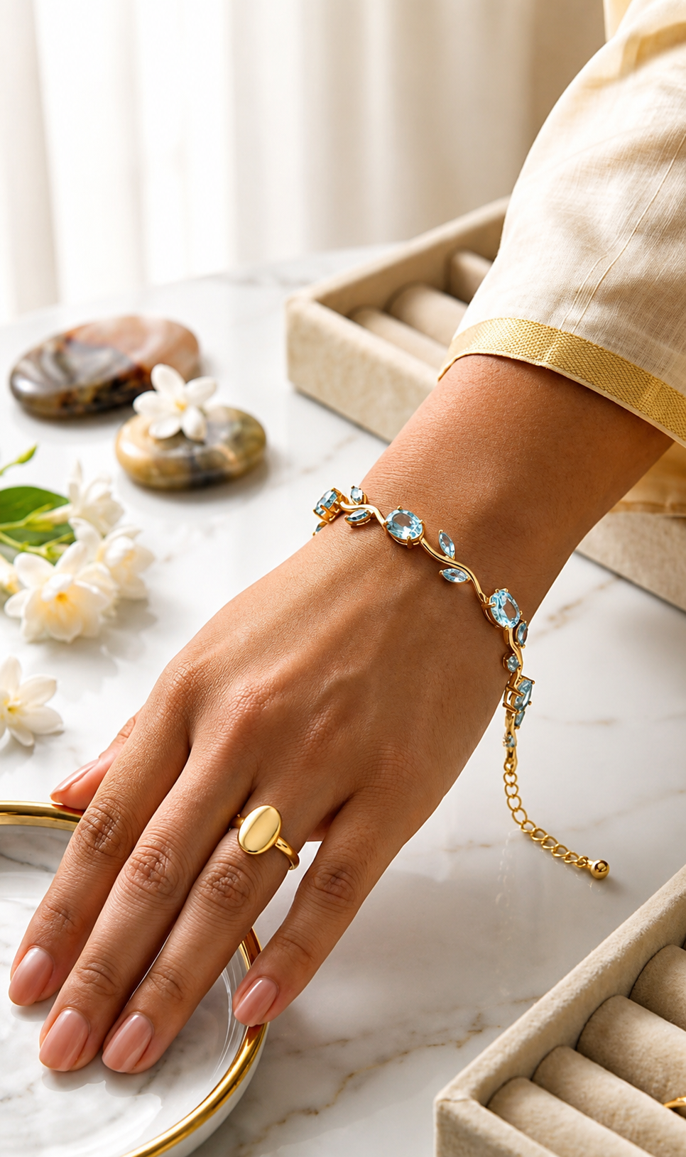Jelora Azure Vine Bracelet – Gold-Plated Blue Crystal Adjustable Bracelet